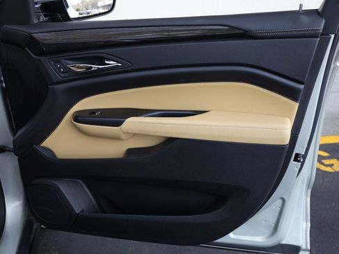 Used 2016 Cadillac SRX Premium w/ Driver Assist Package image 21