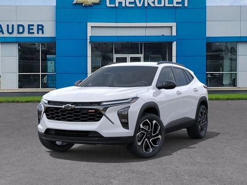 New 2026 Chevrolet Trax RS w/ Driver Confidence Package image 6