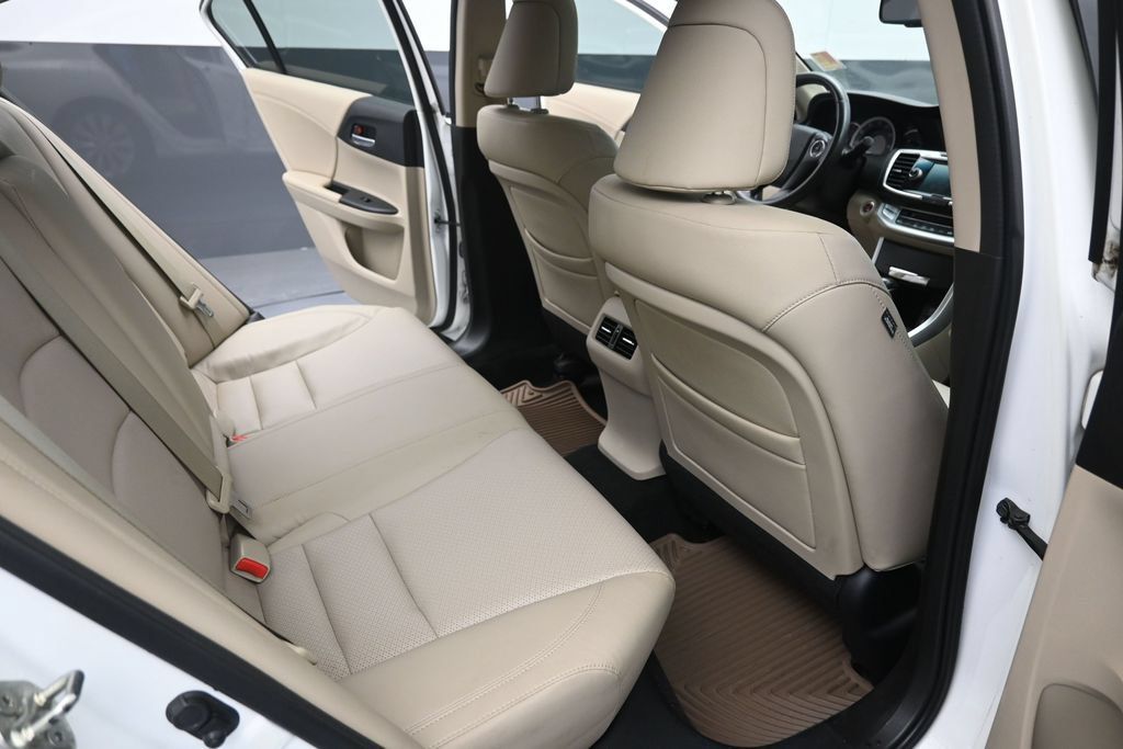 Used 2013 Honda Accord EX-L image 22
