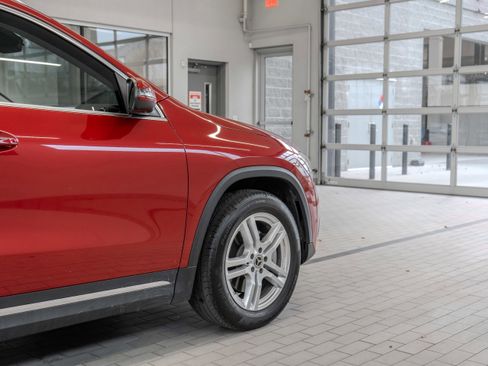 Used 2021 Mercedes-Benz GLA 250 4MATIC image 32