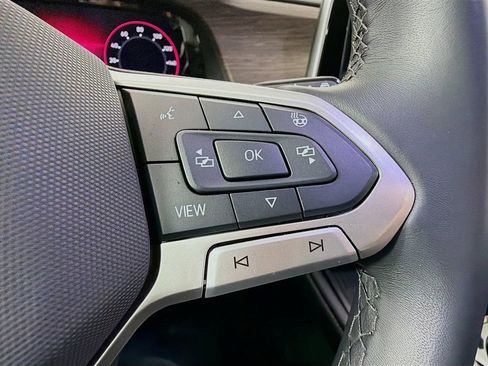 Used 2025 Volkswagen Atlas SEL Premium R-Line image 12