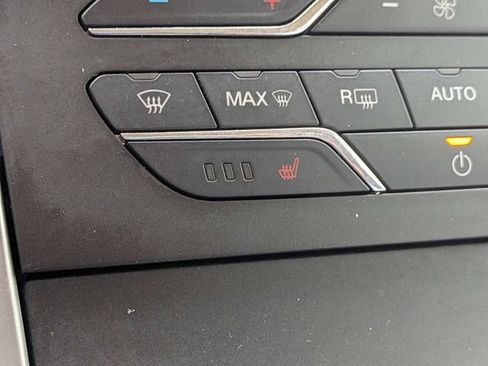 Used 2020 Ford Edge SEL w/ Convenience Package AWD/4WD image 20