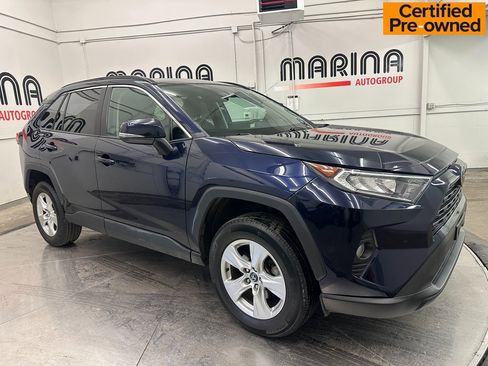Used 2021 Toyota RAV4 XLE image 1