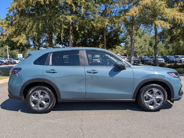 Certified 2026 Honda HR-V LX image 7