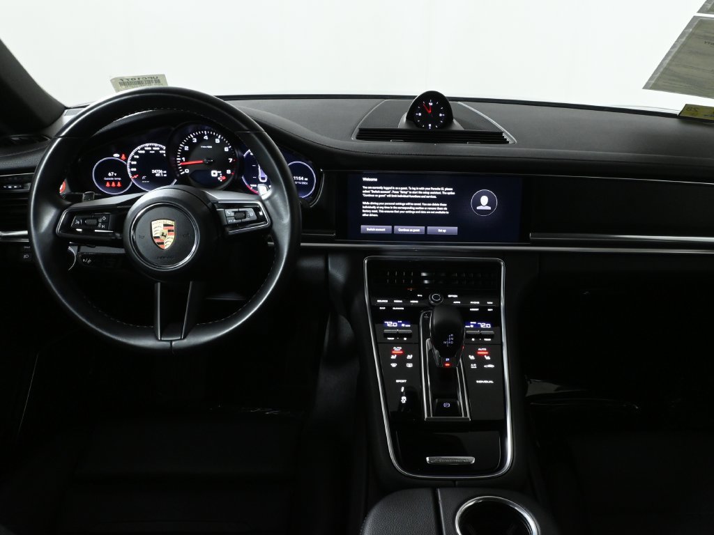 Used 2023 Porsche Panamera 4 Platinum Edition AWD/4WD image 16