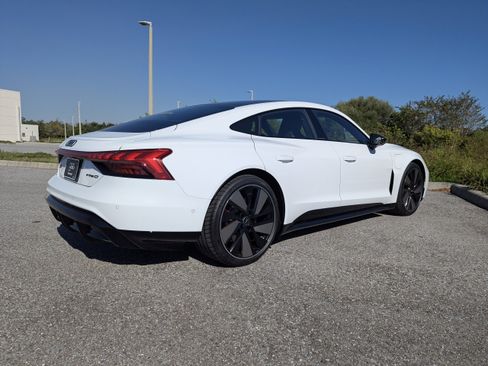 New 2026 Audi S e-tron GT Prestige image 6