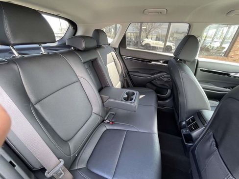 Used 2025 Kia Seltos SX image 18