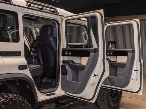 Used 2024 INEOS Grenadier AWD/4WD image 31