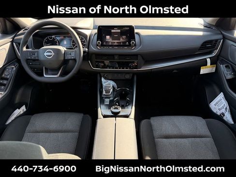 New 2026 Nissan Rogue SV w/ Cold Weather Package AWD/4WD image 17