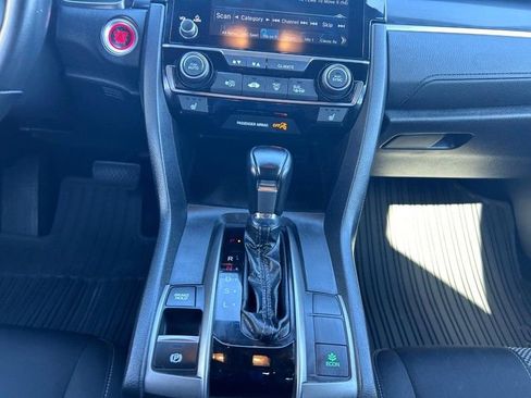 Used 2021 Honda Civic EX image 16