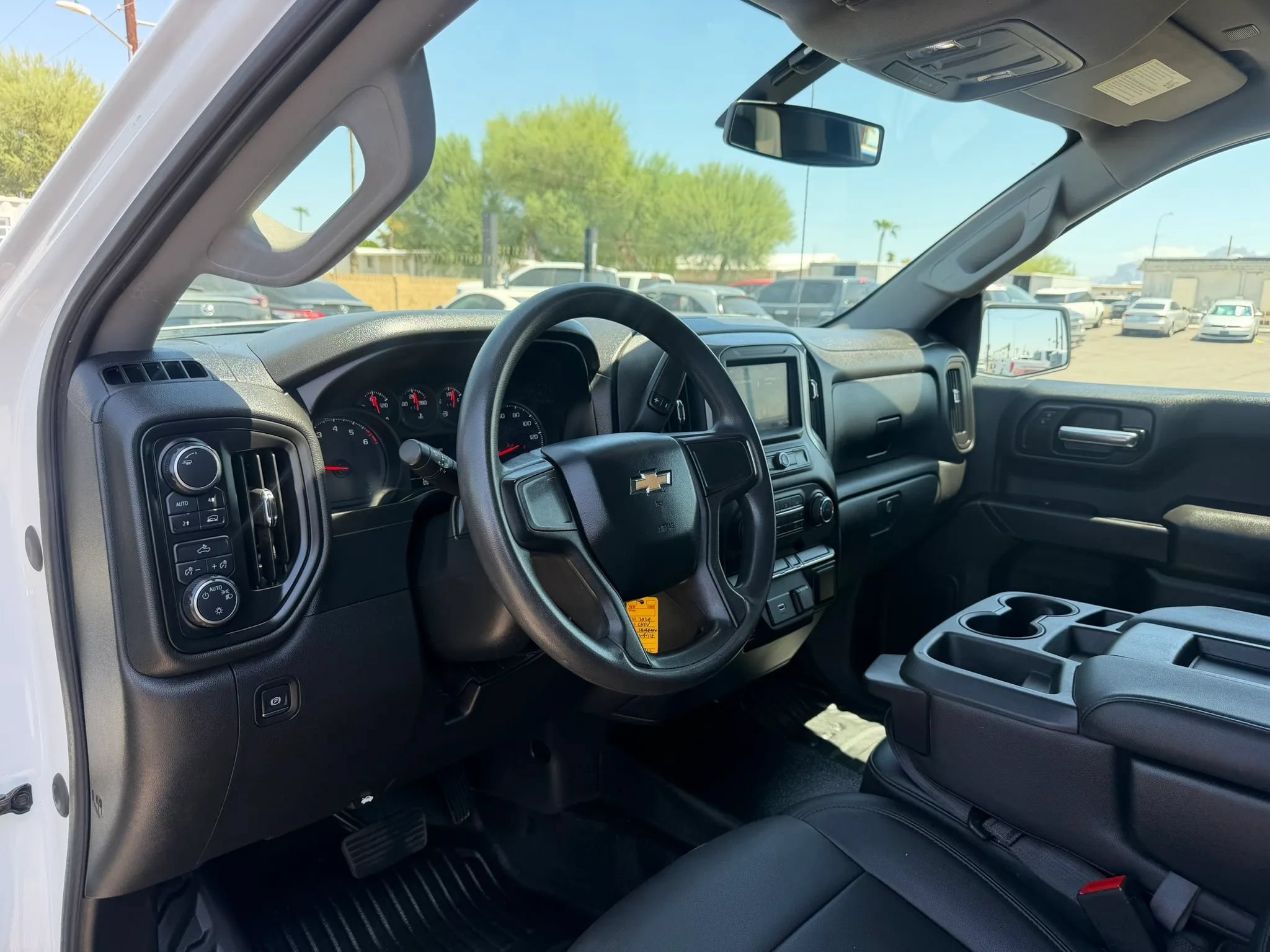 Used 2020 Chevrolet Silverado 1500 W/T w/ Trailering Package AWD/4WD image 18