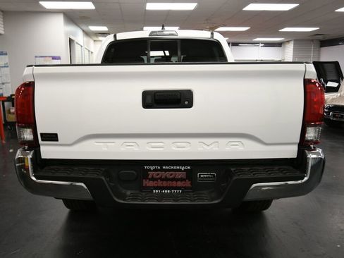 Certified 2023 Toyota Tacoma SR5 image 6