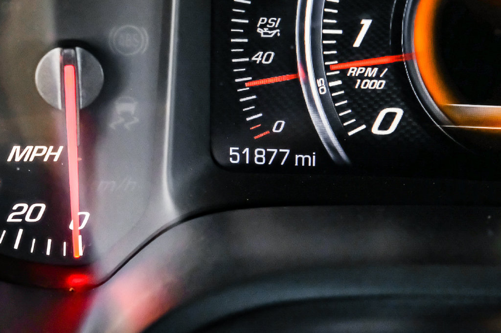 Used 2019 Chevrolet Corvette Stingray Coupe w/ 1LT RWD image 15