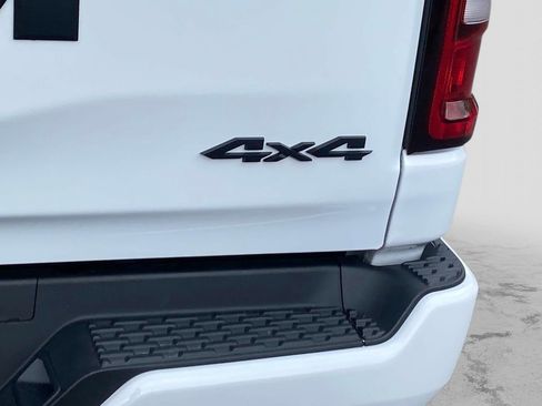 Certified 2025 RAM 1500 Tradesman w/ Night Edition AWD/4WD image 5