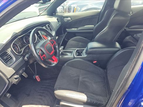 Used 2018 Dodge Charger R/T Scat Pack RWD image 11