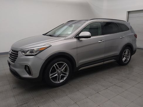 Used 2019 Hyundai Santa Fe XL image 2