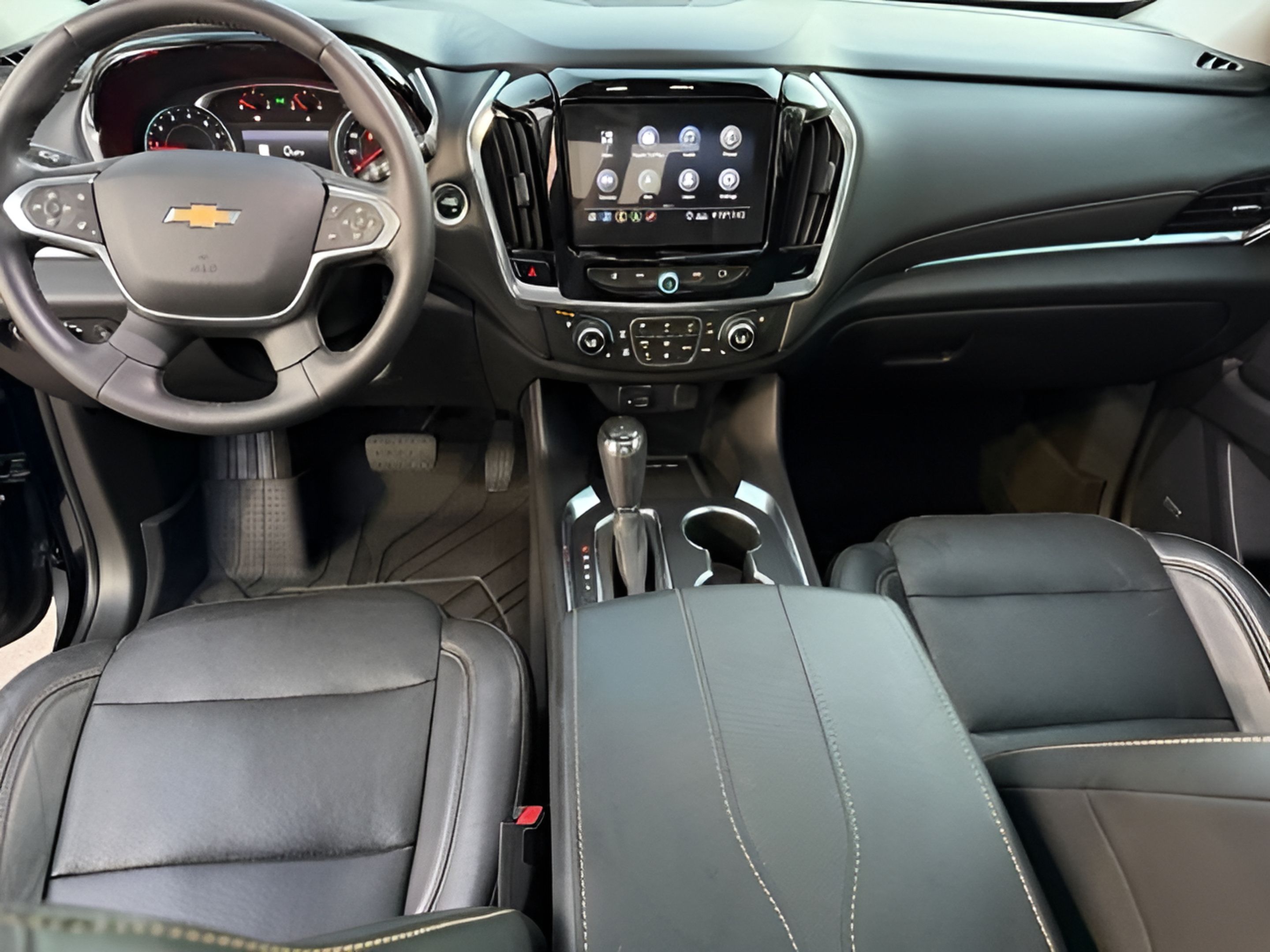 Used 2020 Chevrolet Traverse Premier w/ Redline Edition AWD/4WD image 12