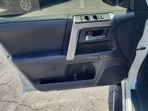 Used 2023 Toyota 4Runner SR5 AWD/4WD image 10
