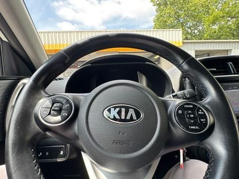 Used 2020 Kia Soul X-Line FWD image 18