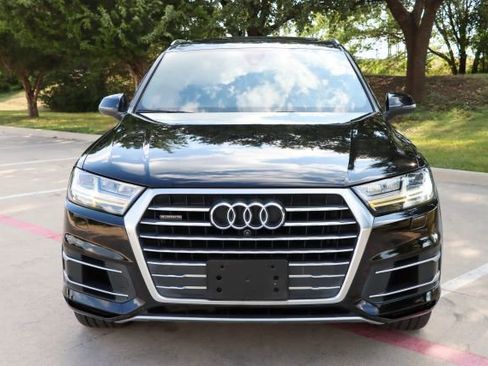 Used 2018 Audi Q7 3.0T Prestige w/ Prestige Package image 2