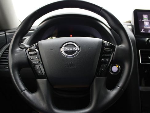 Used 2024 Nissan Armada SV AWD/4WD image 31