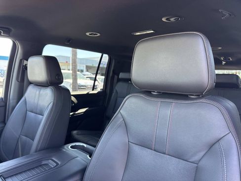 Used 2023 Chevrolet Suburban RST RWD image 24
