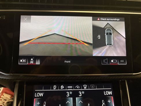 Used 2022 Audi RS Q8 AWD/4WD image 28