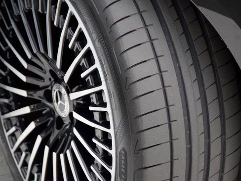 Certified 2023 Mercedes-Benz EQS 580 4MATIC Sedan image 33