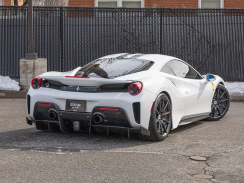 Used 2020 Ferrari 488 Pista Coupe image 31