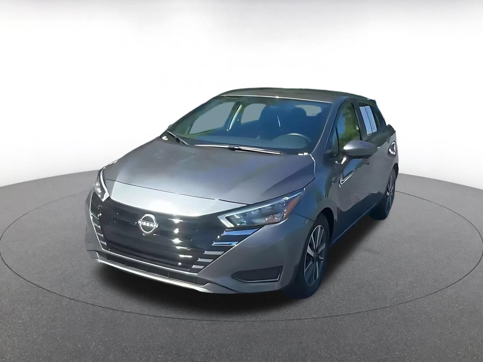 Used 2025 Nissan Versa SV FWD image 6