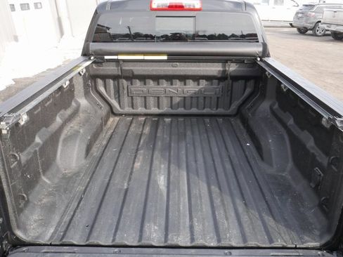 Used 2023 GMC Canyon Denali w/ Denali Black Edition image 12