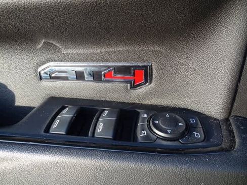 Used 2024 GMC Sierra 1500 AT4 image 10