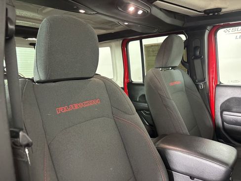 Used 2025 Jeep Wrangler Unlimited Rubicon AWD/4WD image 25