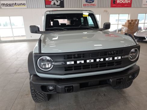 Certified 2022 Ford Bronco Black Diamond w/ Sasquatch Package AWD/4WD image 4