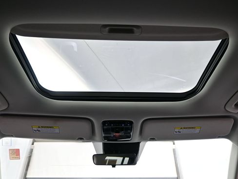 Certified 2025 Hyundai Santa Fe XRT AWD/4WD image 18