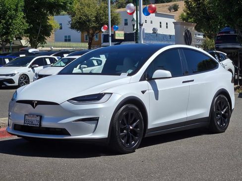 Used 2022 Tesla Model X AWD/4WD image 10