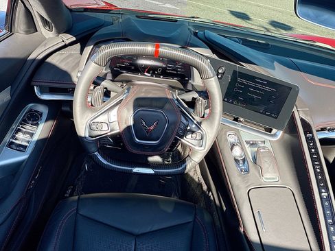 Used 2023 Chevrolet Corvette Z06 image 16