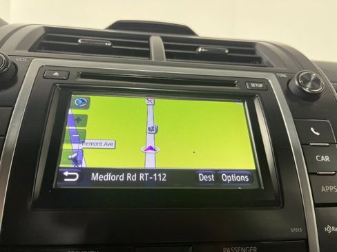 Used 2012 Toyota Camry SE image 30