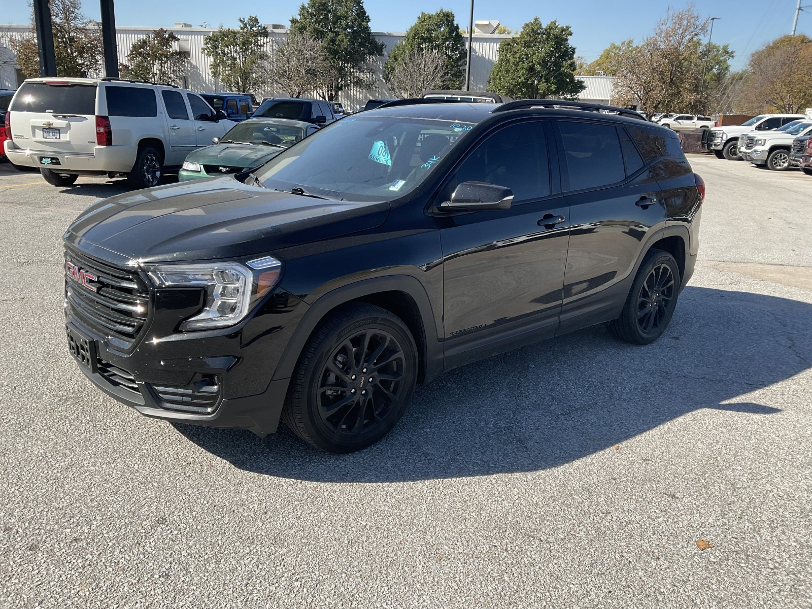 Certified 2024 GMC Terrain SLT w/ Elevation Edition FWD image 1
