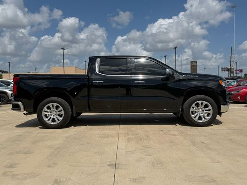 Used 2025 Chevrolet Silverado 1500 LTZ w/ LTZ Convenience Package II RWD image 8