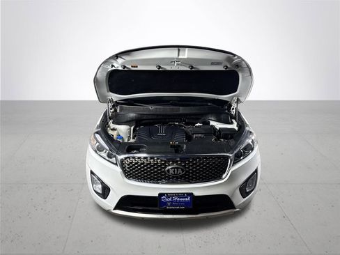 Used 2018 Kia Sorento SX image 23
