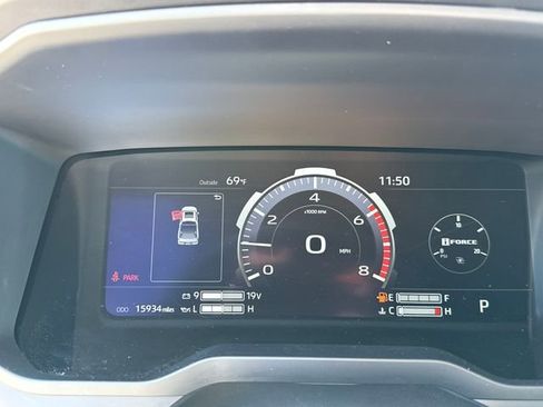 Used 2024 Toyota Tundra Limited w/ TRD Off-Road Package image 32