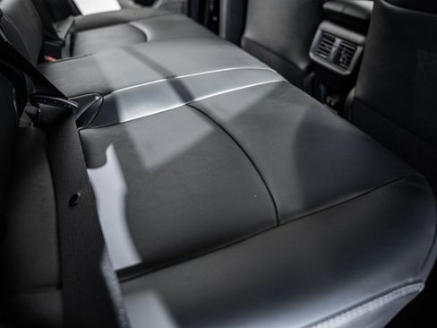 Used 2020 Toyota RAV4 XLE Premium image 32