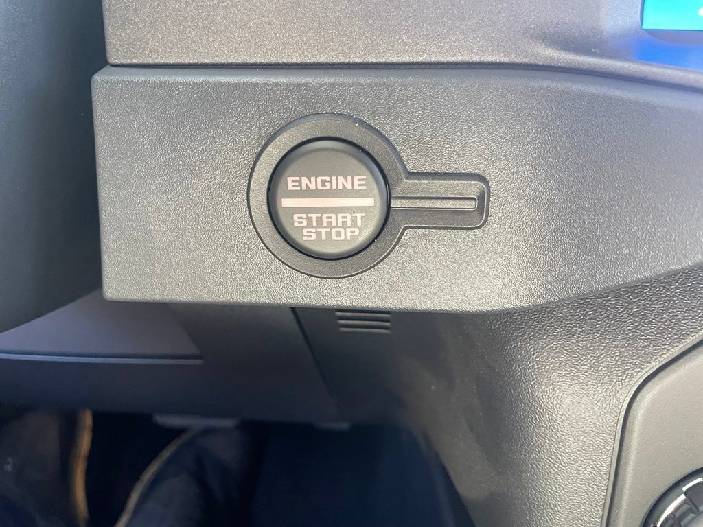 New 2026 Ford Bronco Raptor AWD/4WD image 19