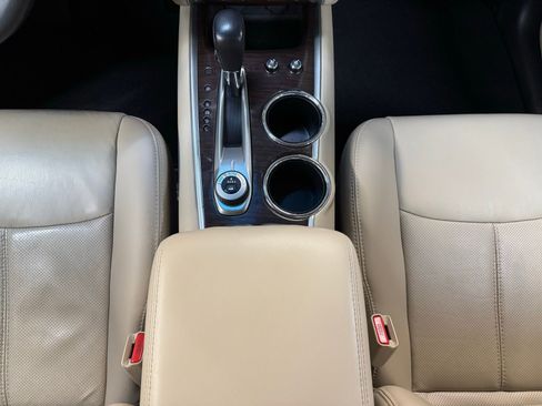 Used 2016 Nissan Pathfinder Platinum image 26