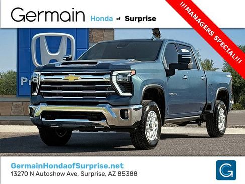 Used 2025 Chevrolet Silverado 2500 LTZ w/ LTZ Convenience Package image 1