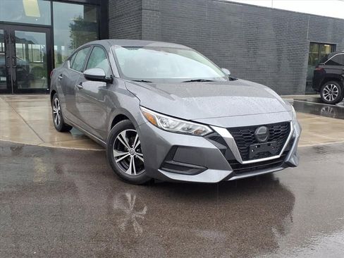 Used 2022 Nissan Sentra SV image 1