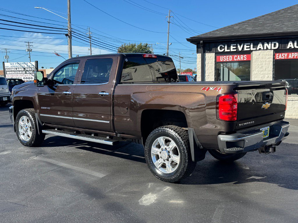 Used 2018 Chevrolet Silverado 2500 LTZ w/ LTZ Plus Package AWD/4WD image 7