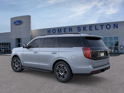 New 2026 Ford Expedition Active AWD/4WD image 4