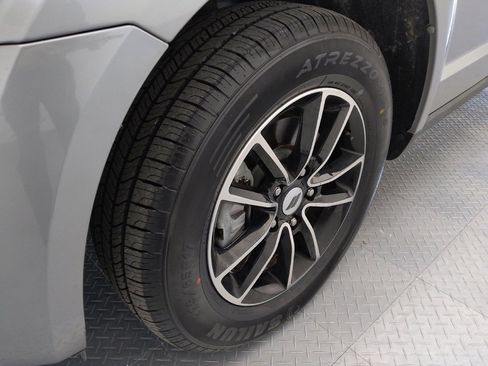 Used 2018 Dodge Journey SE w/ Popular Equipment Group image 31